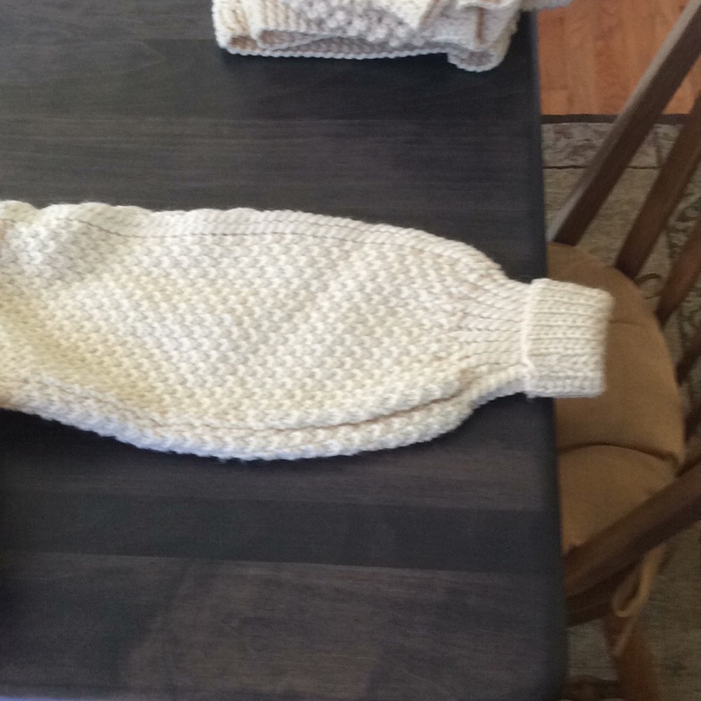 Hand knit 100% Wool Irish Pullover Sweater - Picture 7 of 7